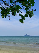 อุทยานแห่งชาติหาดนพรัตน์ธารา อ.เมือง จ.กระบี่ 